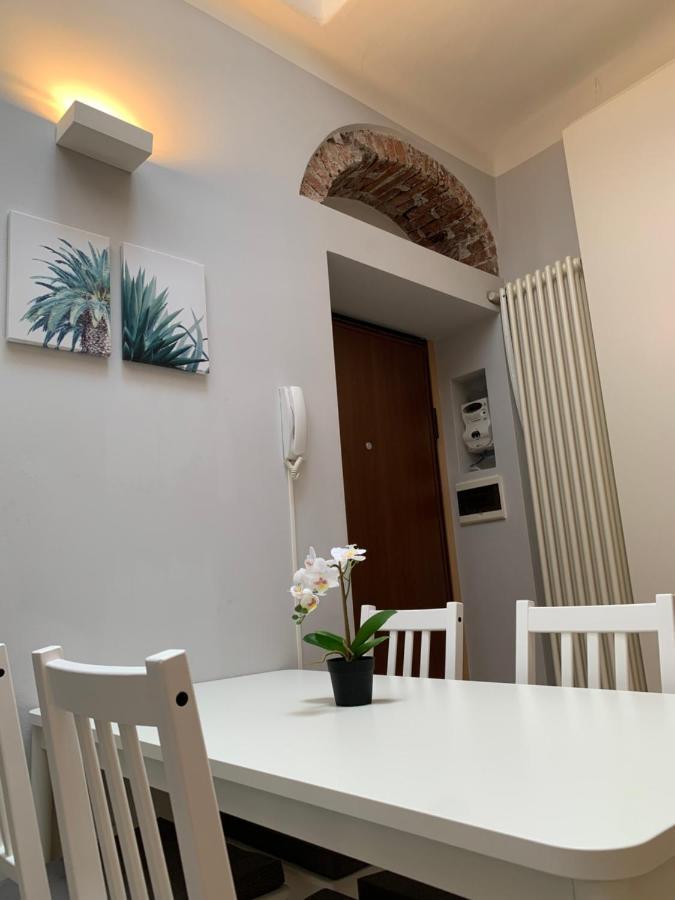 Bilocale Di Ringhiera In Corso Como/Garibaldi Milão Exterior foto